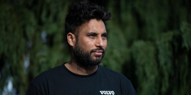 Canada – Foreign Worker in B.C. Awarded Over $115,000 After Paying $25,000 for Job Opportunity