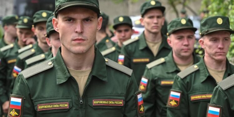 Russia – Moscow Intensifies Military Recruitment Amid Ongoing Conflict and U.S. Push for Peace