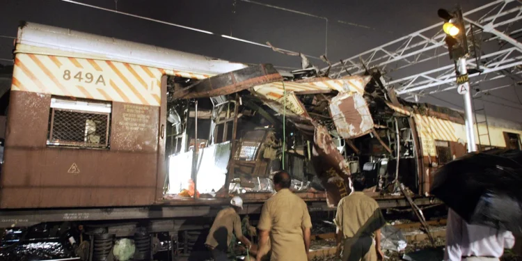 India – India’s Bombay High Court Acquits 12 Men in 2006 Mumbai Train Bombings After Nearly Two Decades in Jail