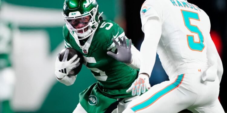NFL – Jets Face Crucial Roster Crossroads After $250 Million Extensions for Wilson and Gardner