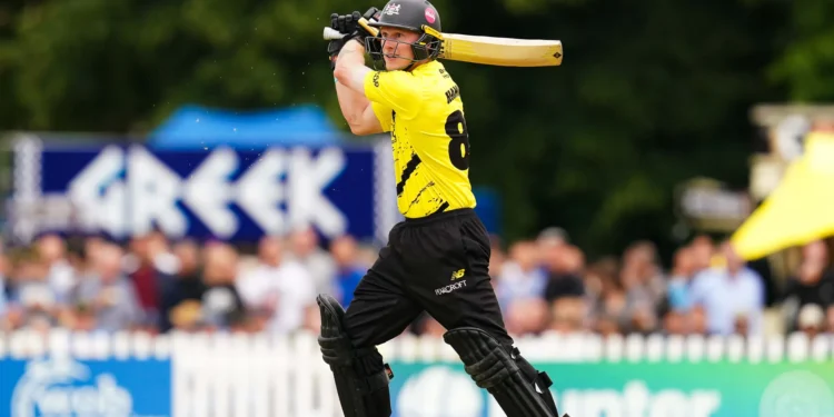 Cricket – Miles Hammond Commits Future to Gloucestershire with New Three-Year Deal