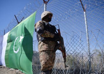 Pakistan – Pakistan Foils Afghan Border Infiltration, Arrests Teenage Suicide Bombers Amid Rising Cross-Border Tensions