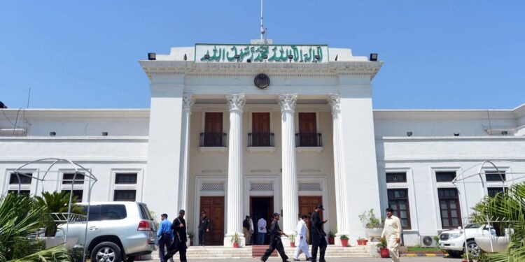 Pakistan – KP Chief Minister Seeks High Court Ruling to Restore PTI’s Reserved Seats and Recognise Independent Lawmakers