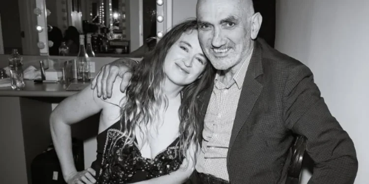 Australia – How Meg Washington wound up inviting Paul Kelly to sing on her new album