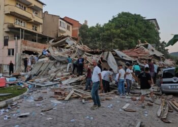 Turkey – Powerful 6.1 Magnitude Earthquake Strikes Western Turkey Causing Fatalities